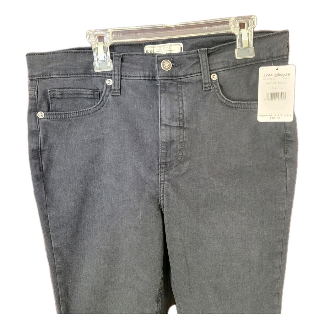Women's We The Free Free People Distressed Black Wash Skinny Jeans ‎ 30 New Rip - Picture 3 of 10